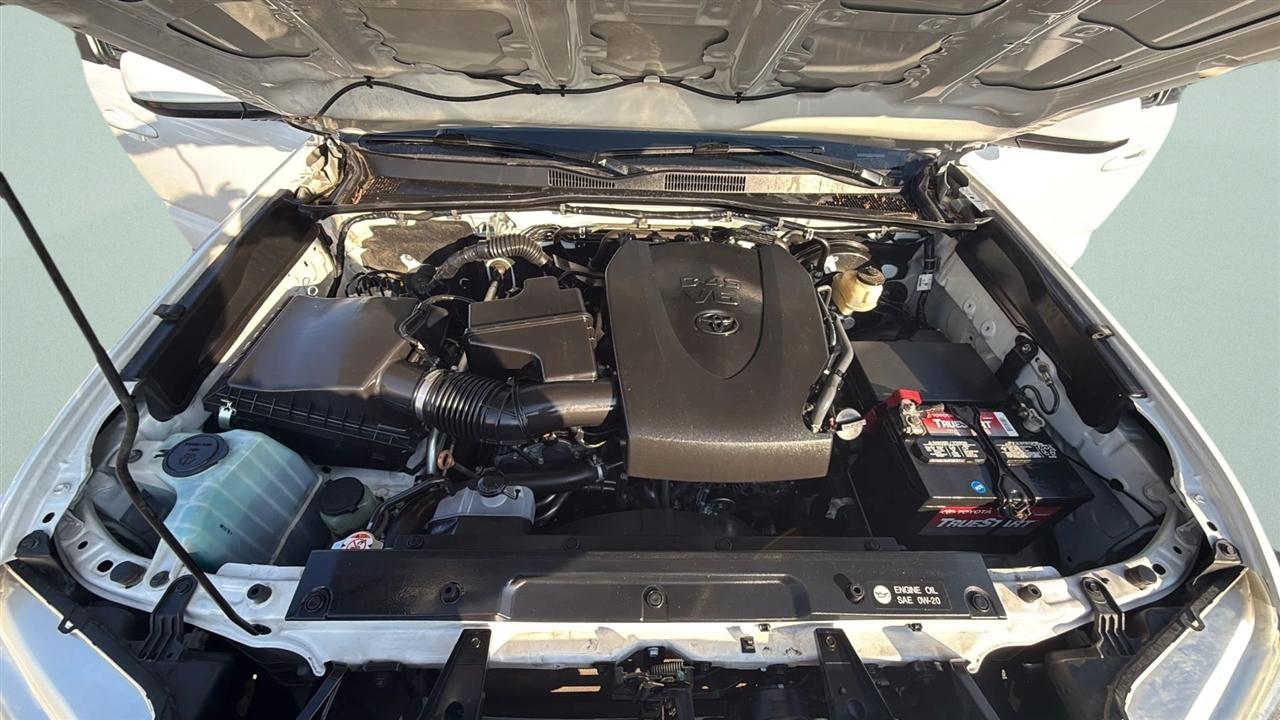 Toyota Tacoma TRD Off Road Double Cab 5' Bed V6 4x2 AT (Natl) 2018