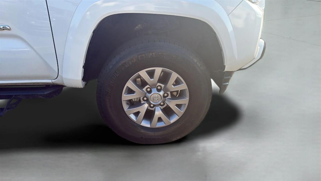 Toyota Tacoma TRD Off Road Double Cab 5' Bed V6 4x2 AT (Natl) 2018