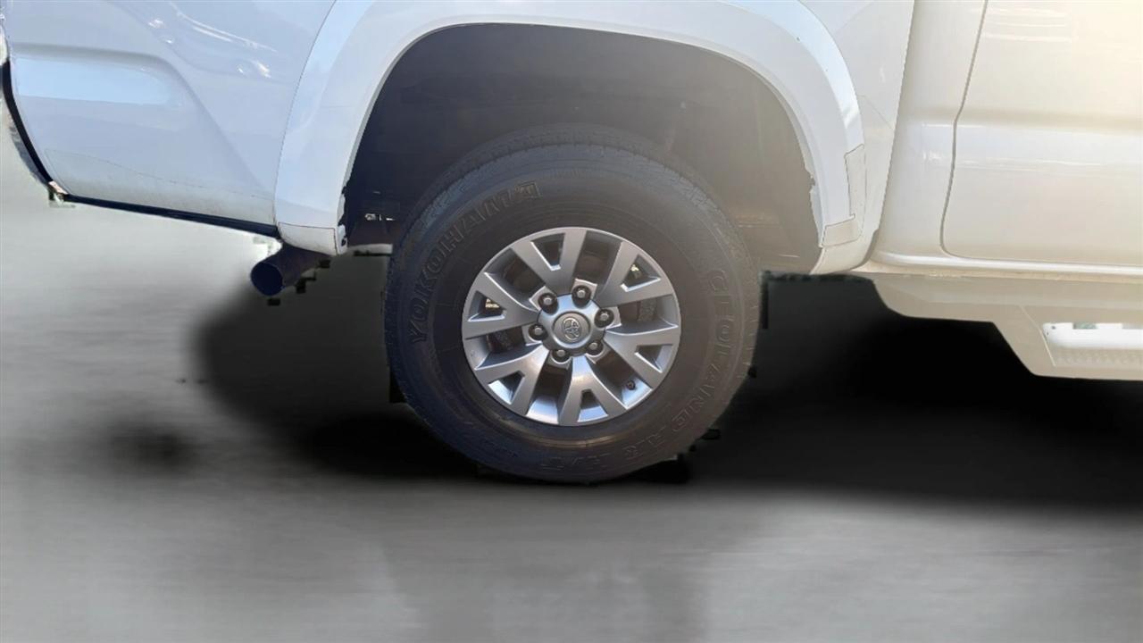 Toyota Tacoma TRD Off Road Double Cab 5' Bed V6 4x2 AT (Natl) 2018