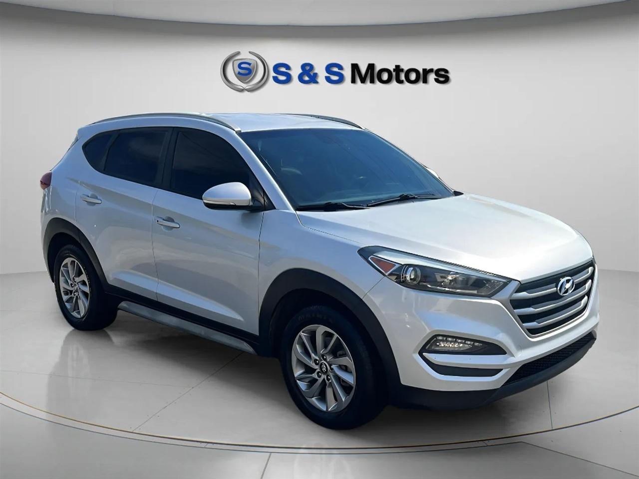 Hyundai Tucson SE Plus FWD 2017