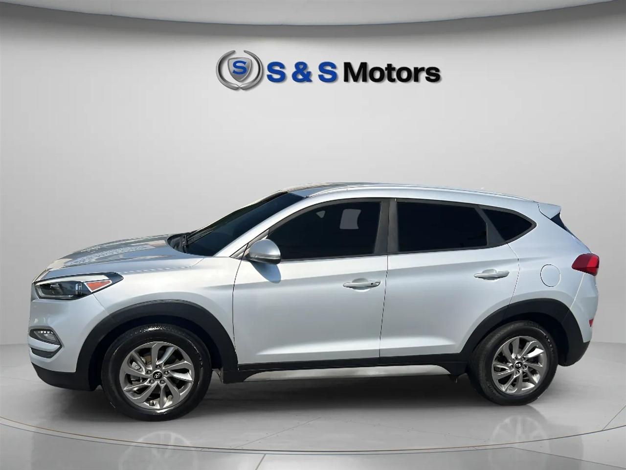 Hyundai Tucson SE Plus FWD 2017