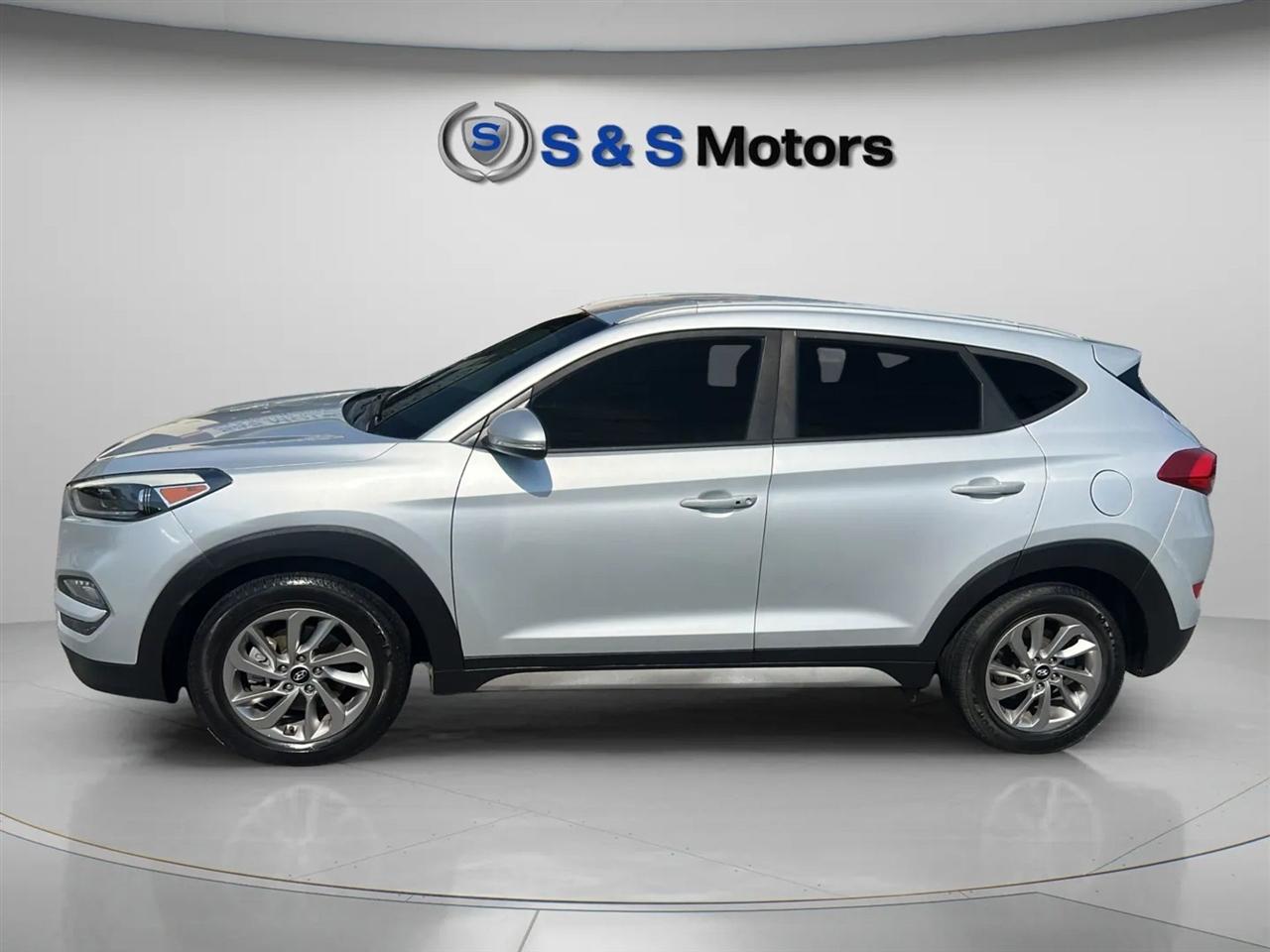 Hyundai Tucson SE Plus FWD 2017