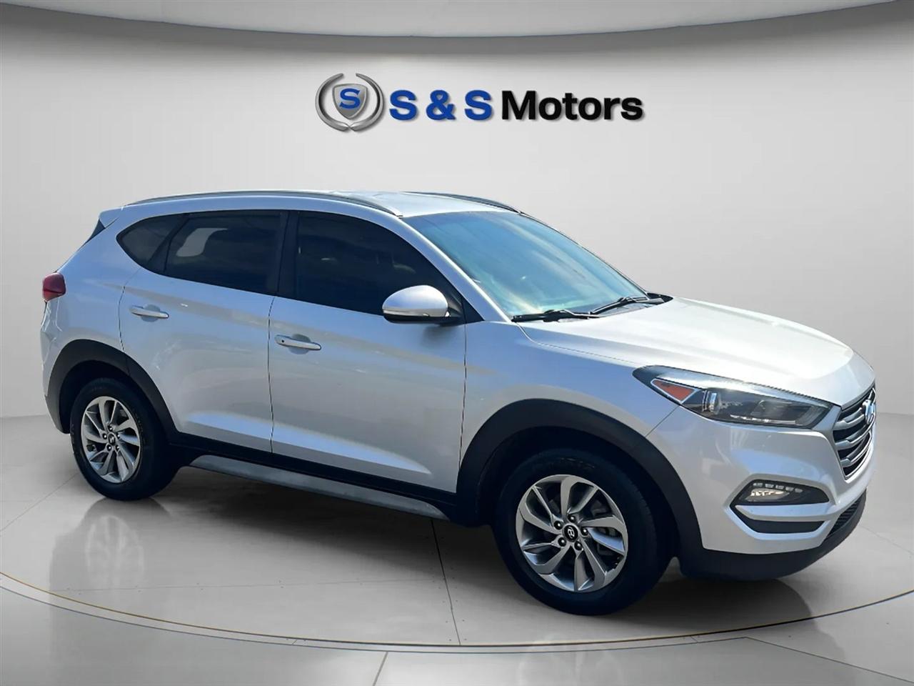 Hyundai Tucson SE Plus FWD 2017