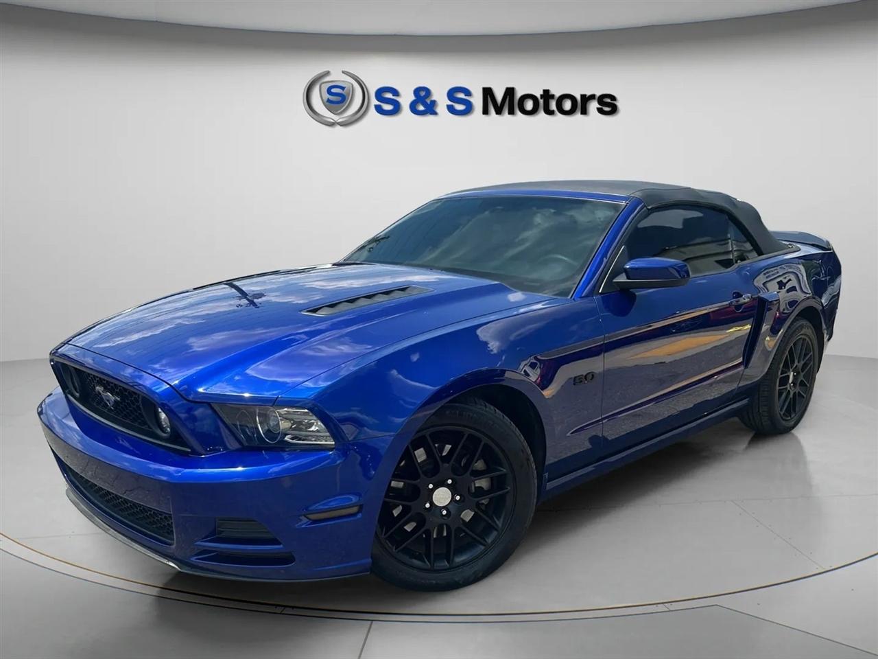 2013 Ford Mustang GT's photo