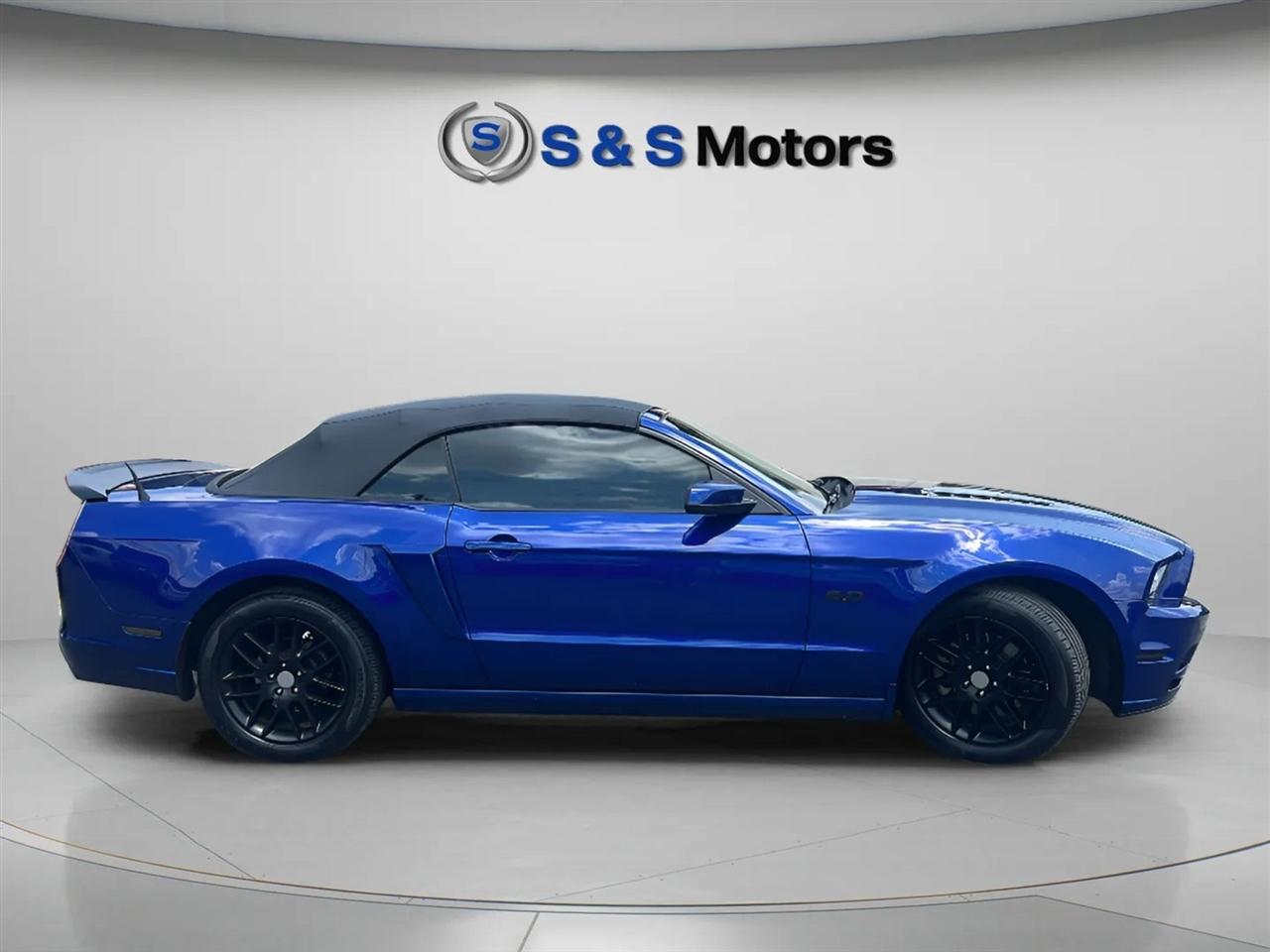 Ford Mustang 2dr Conv GT 2013