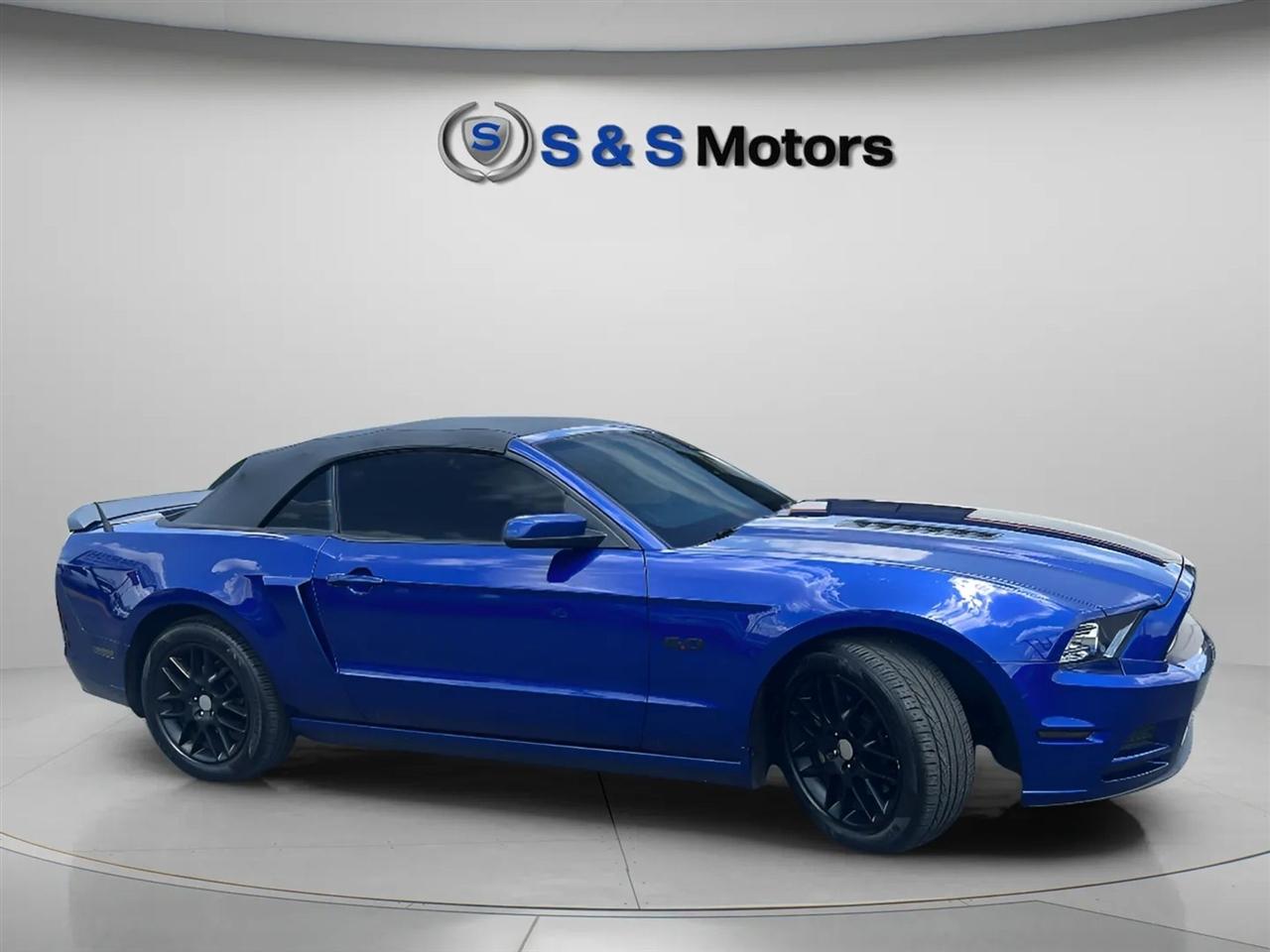 Ford Mustang 2dr Conv GT 2013
