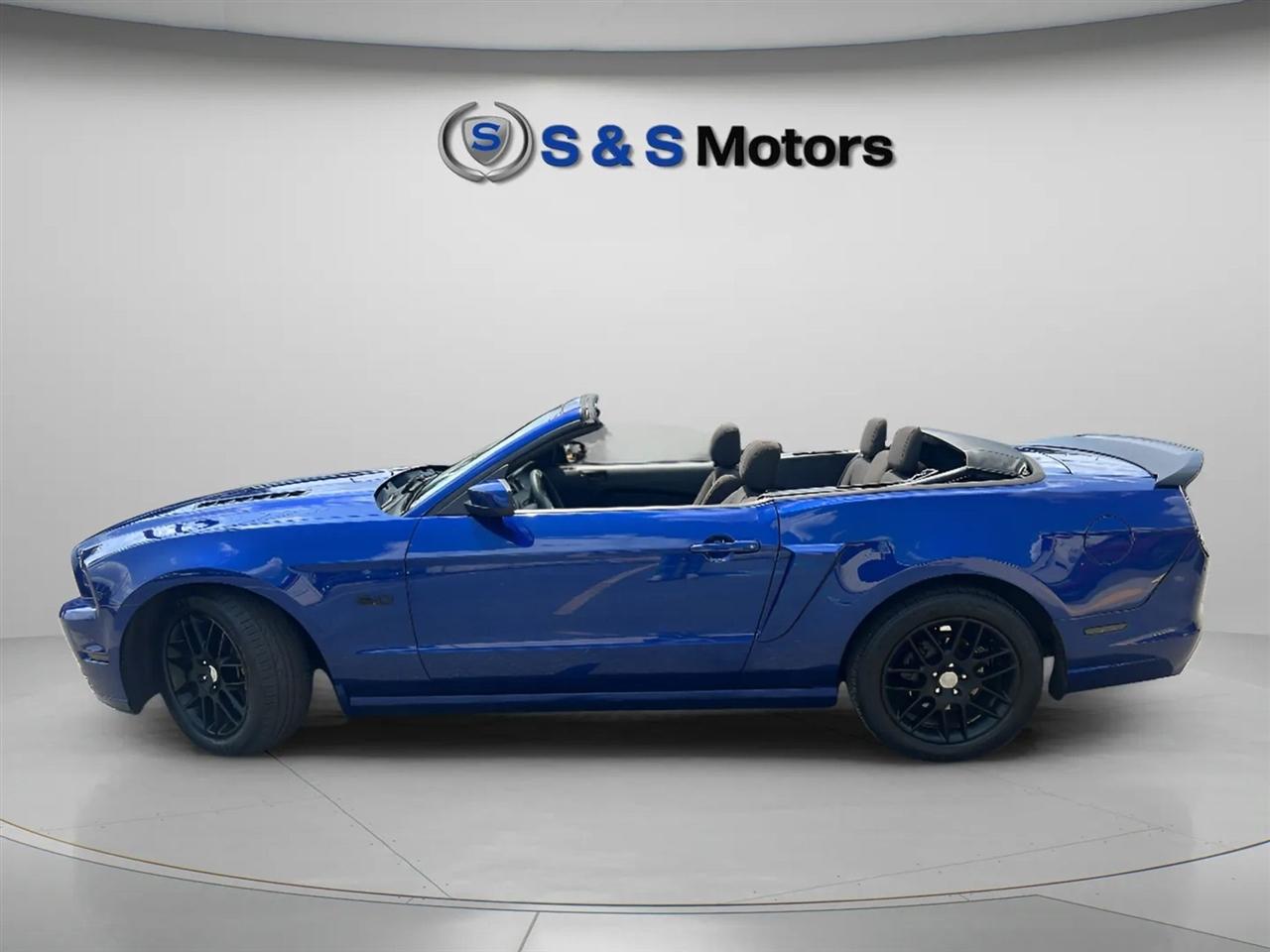Ford Mustang 2dr Conv GT 2013