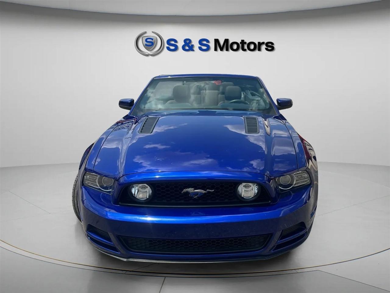 Ford Mustang 2dr Conv GT 2013