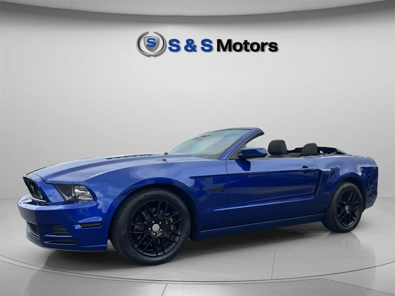 Ford Mustang 2dr Conv GT 2013