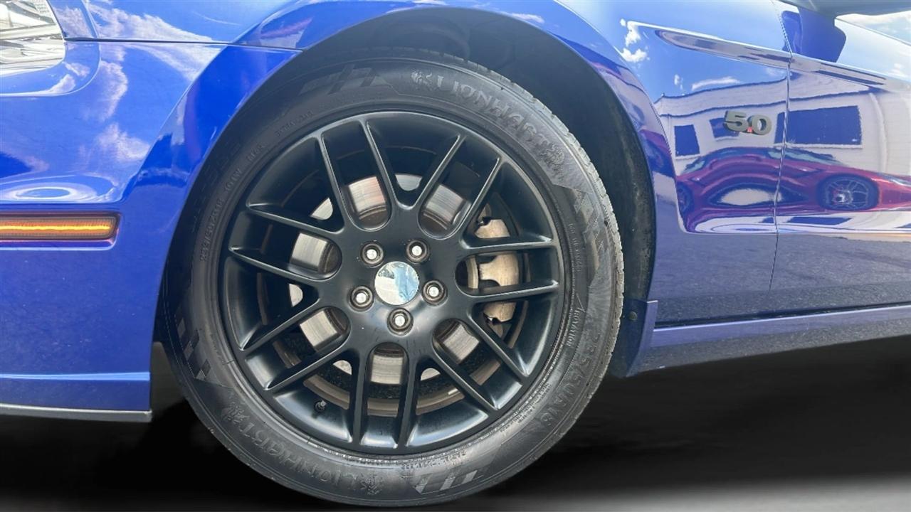 Ford Mustang 2dr Conv GT 2013