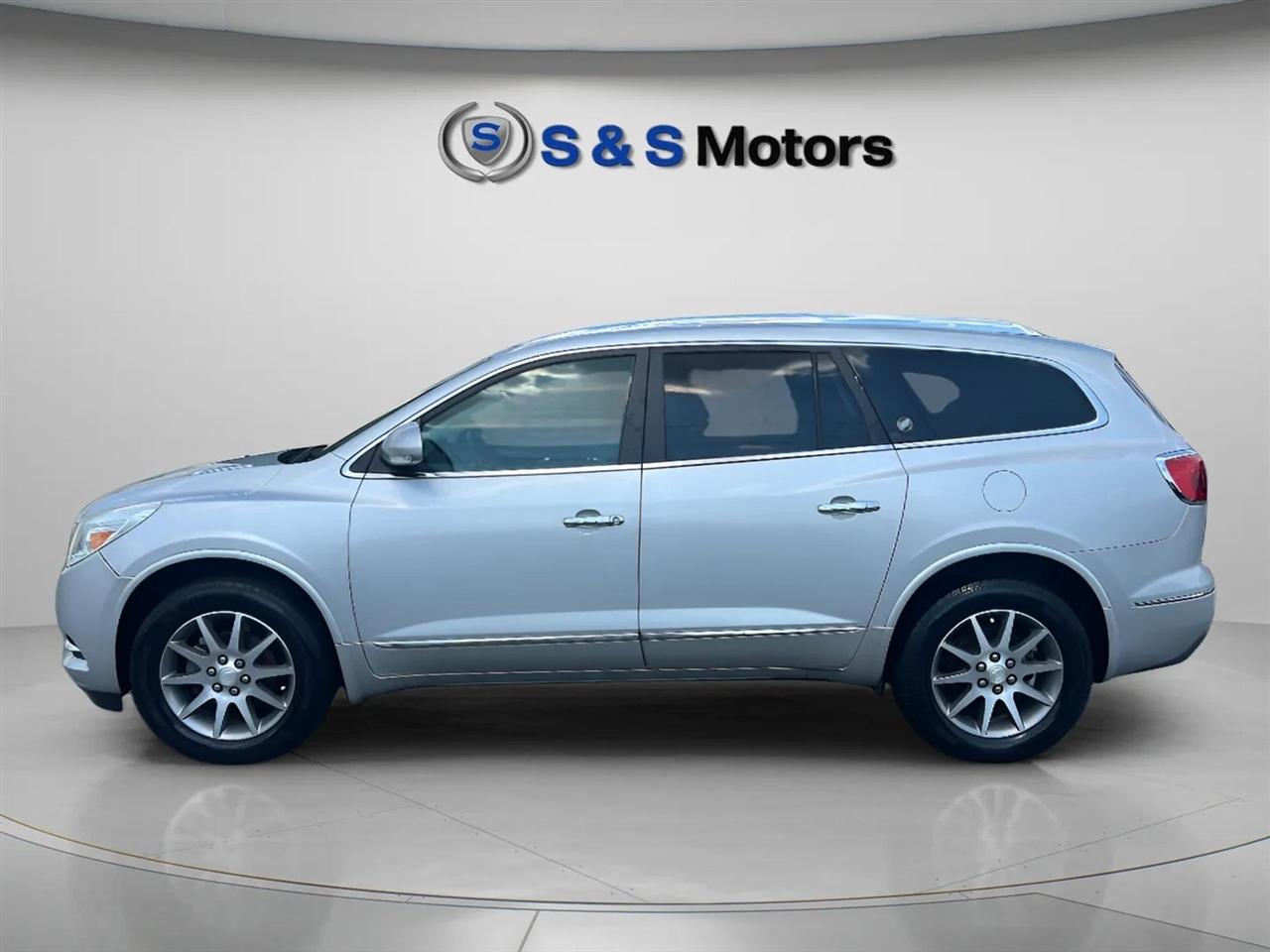 Buick Enclave FWD 4dr Leather 2017
