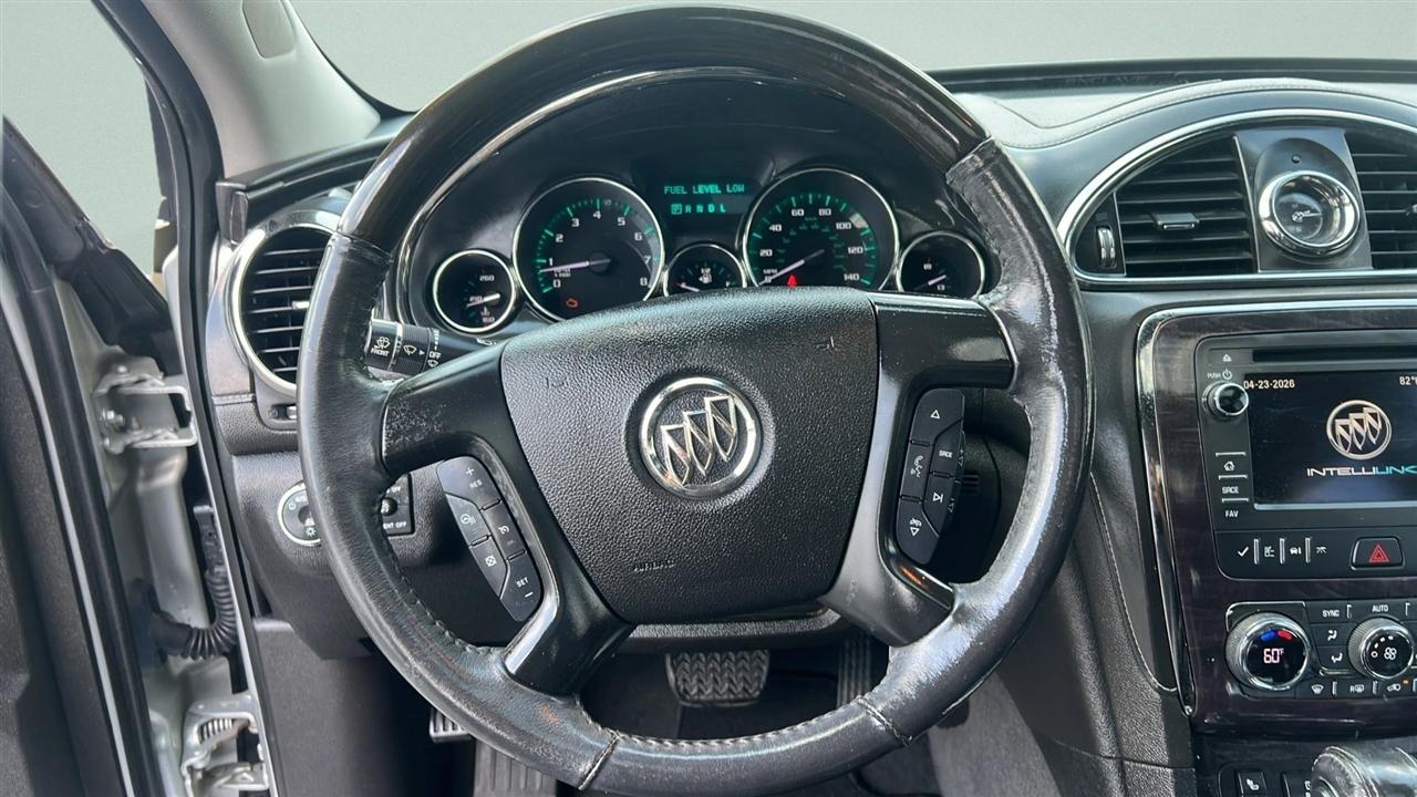 Buick Enclave FWD 4dr Leather 2017
