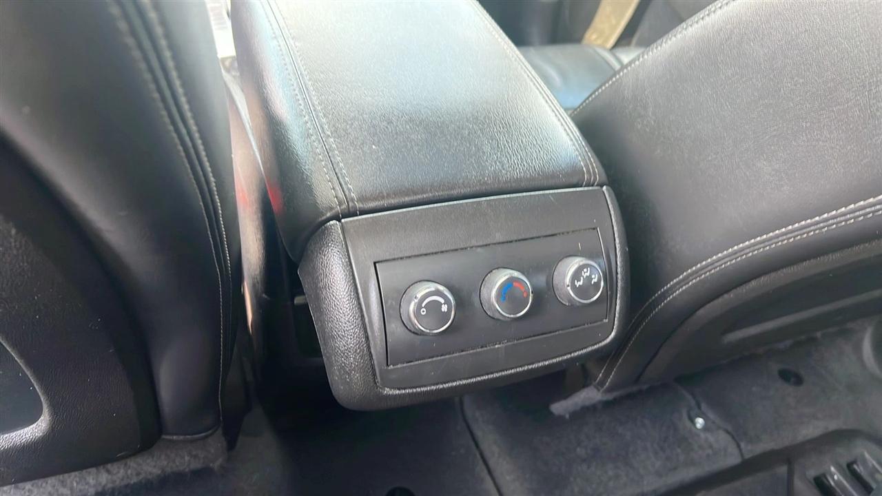 Buick Enclave FWD 4dr Leather 2017