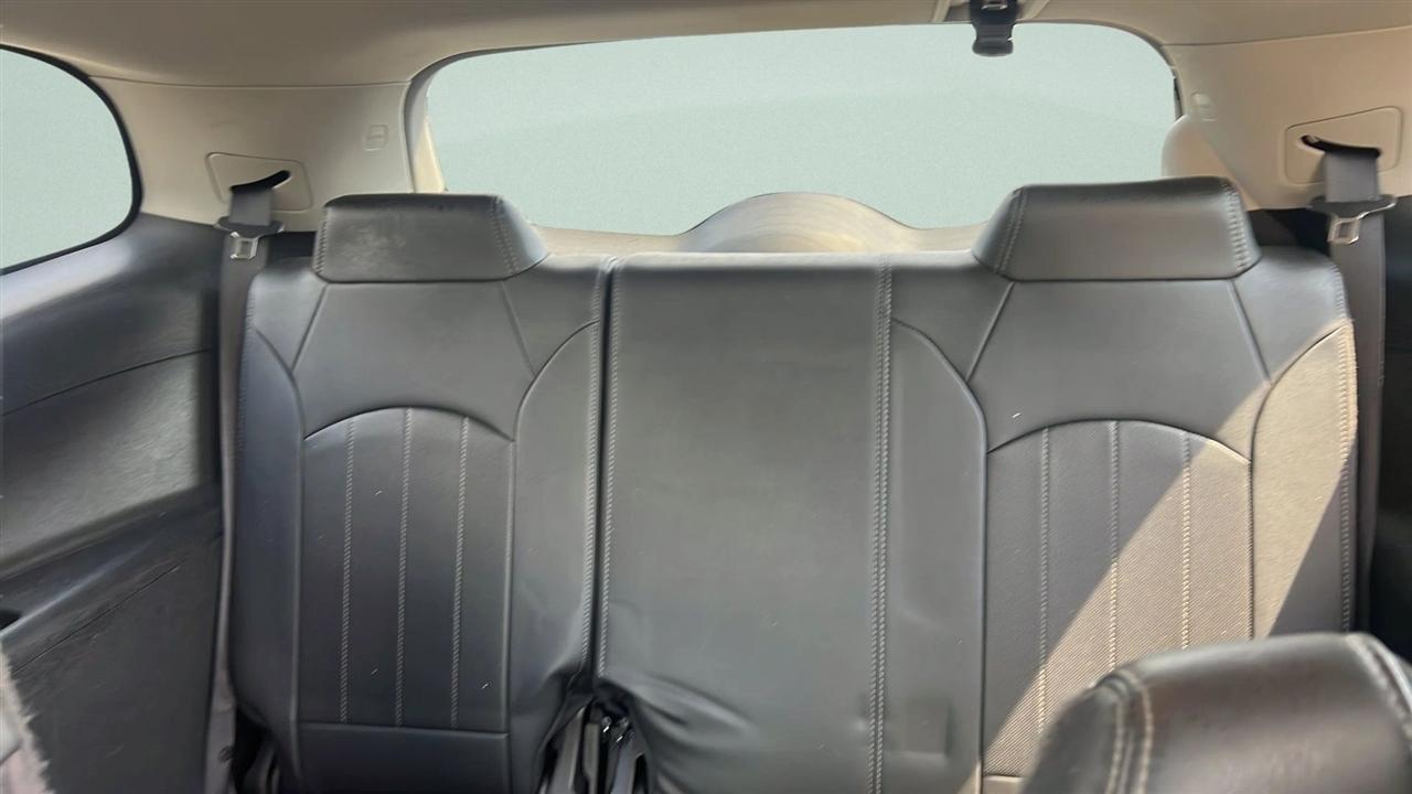 Buick Enclave FWD 4dr Leather 2017