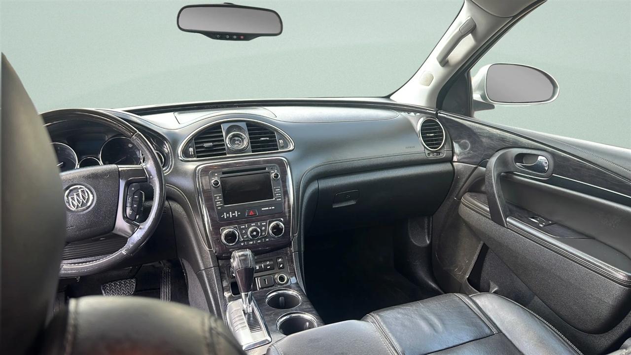 Buick Enclave FWD 4dr Leather 2017