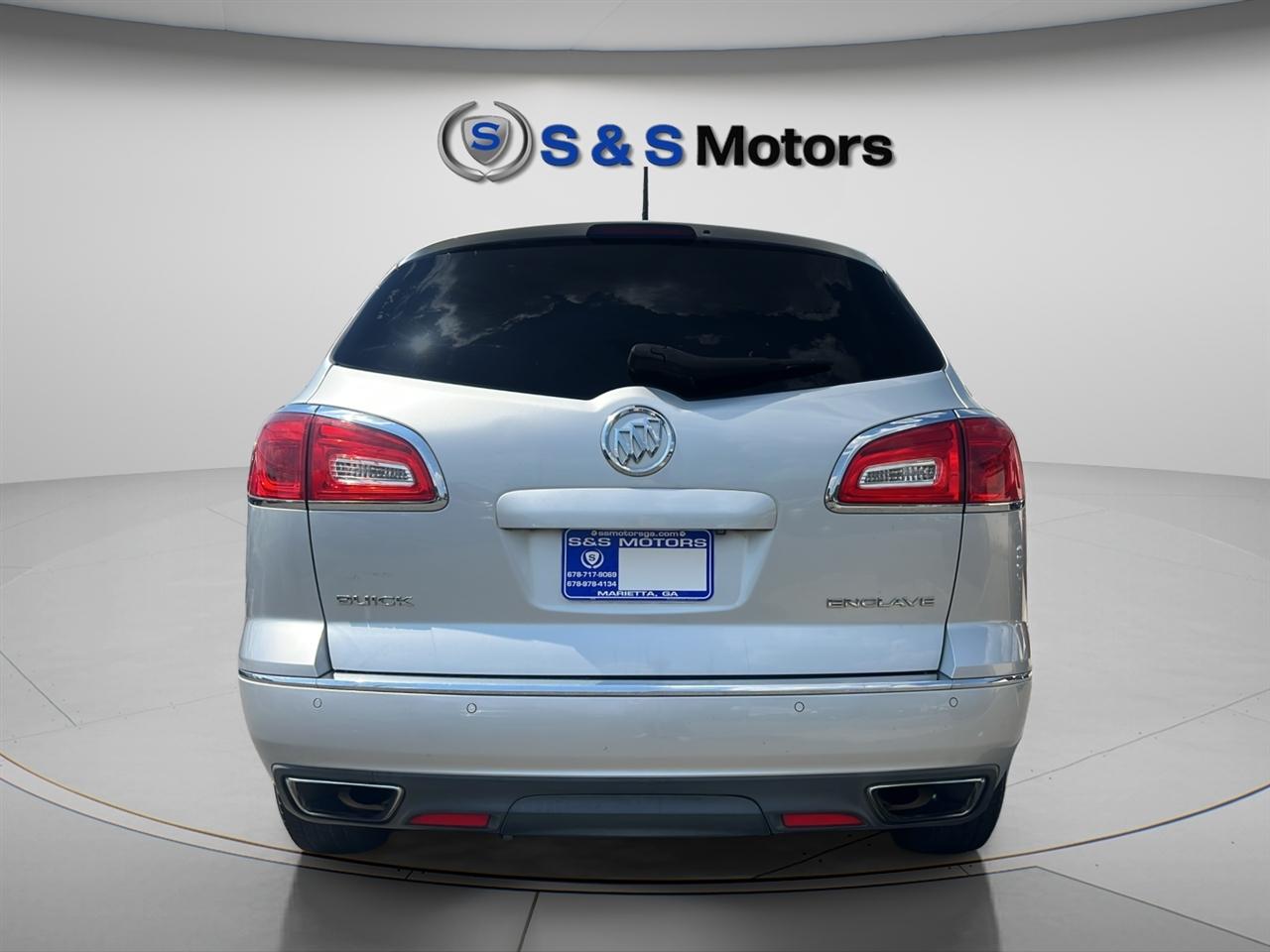 Buick Enclave FWD 4dr Leather 2017