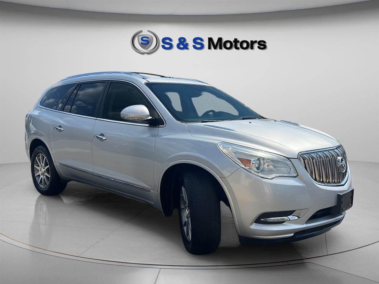 Buick Enclave FWD 4dr Leather 2017