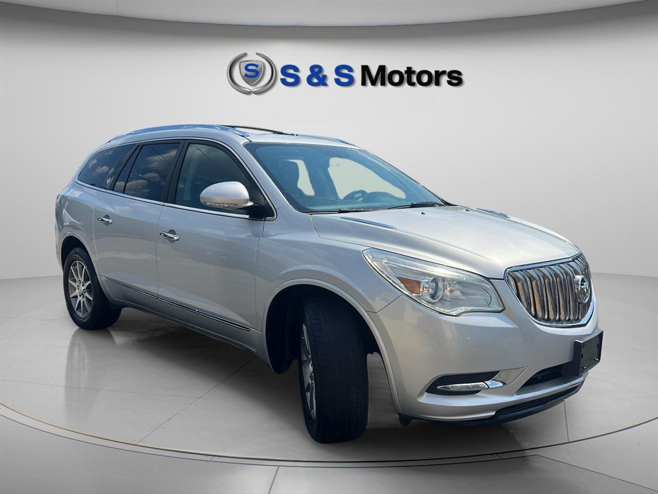 Buick Enclave FWD 4dr Leather 2017