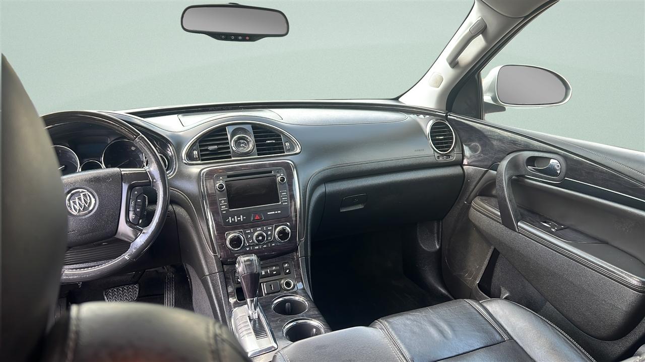 Buick Enclave FWD 4dr Leather 2017
