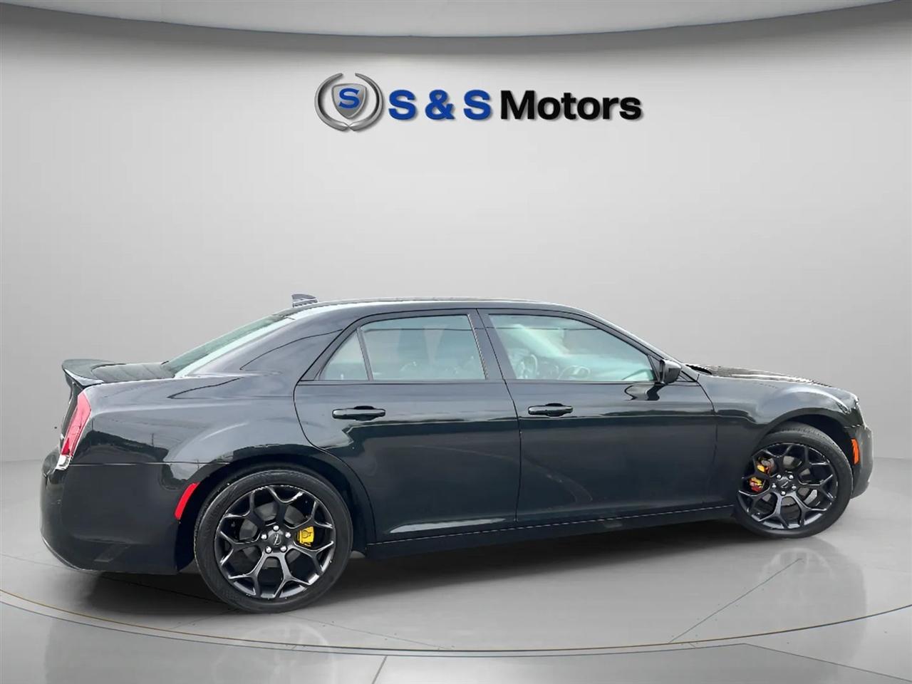 Chrysler 300 Touring RWD 2019
