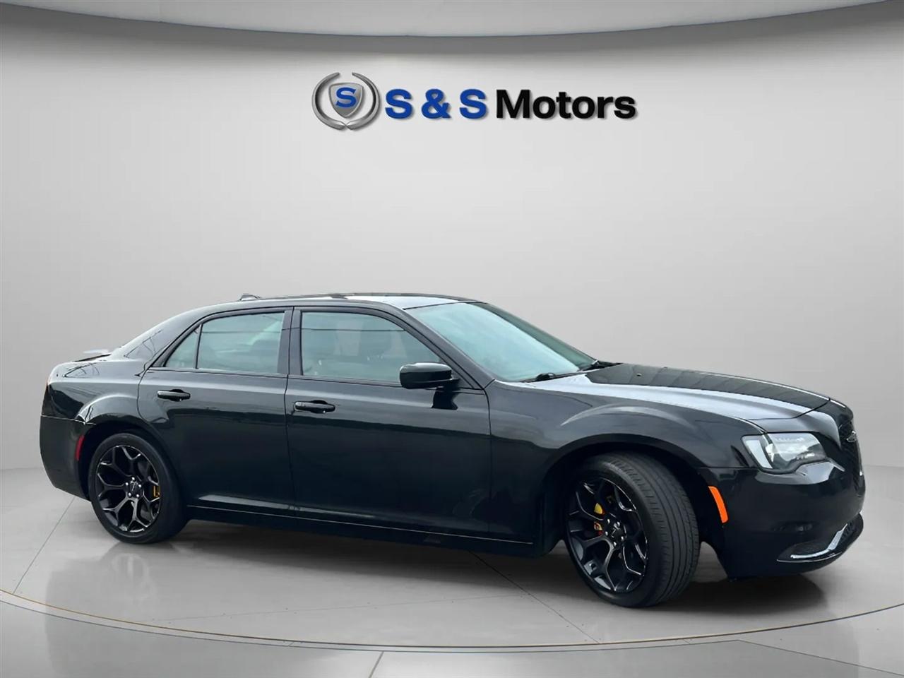 Chrysler 300 Touring RWD 2019