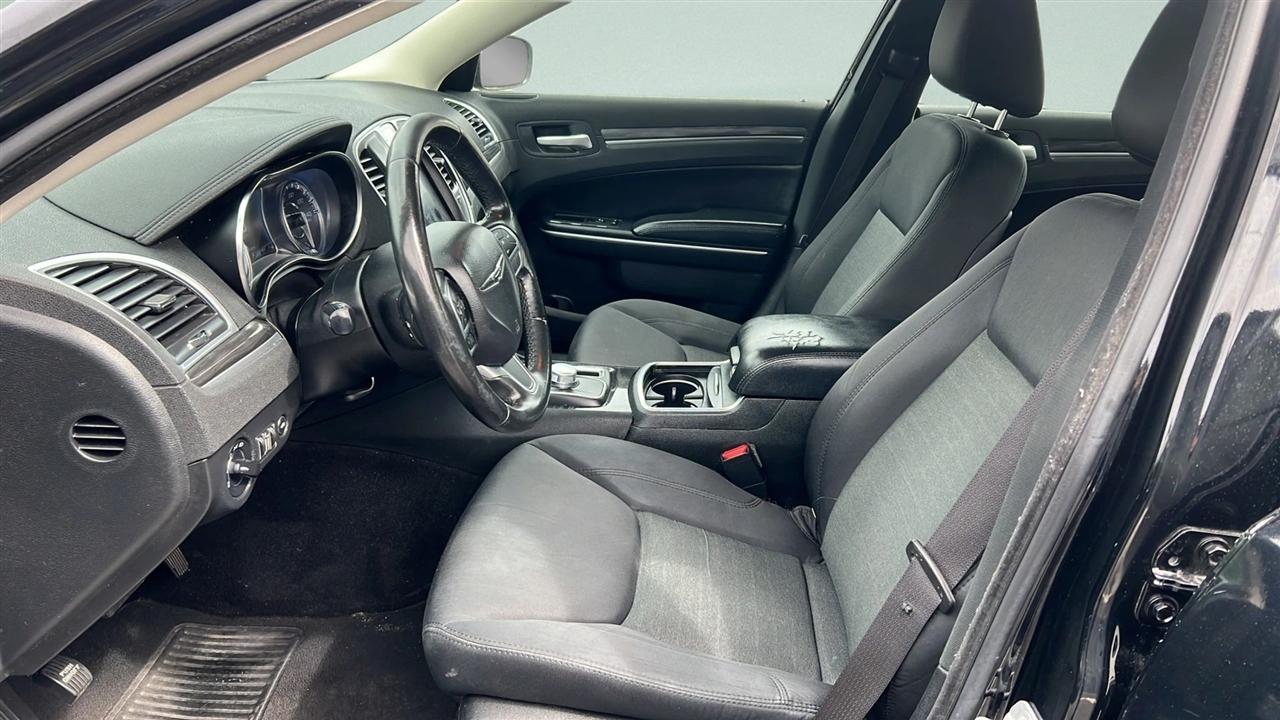 Chrysler 300 Touring RWD 2019