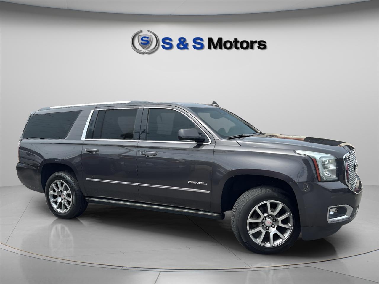 GMC Yukon XL 2WD 4dr Denali 2017