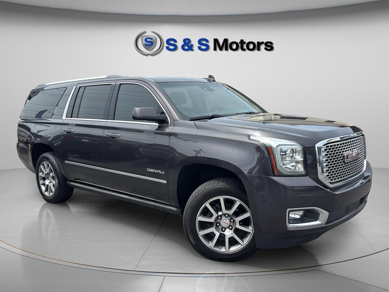 GMC Yukon XL 2WD 4dr Denali 2017