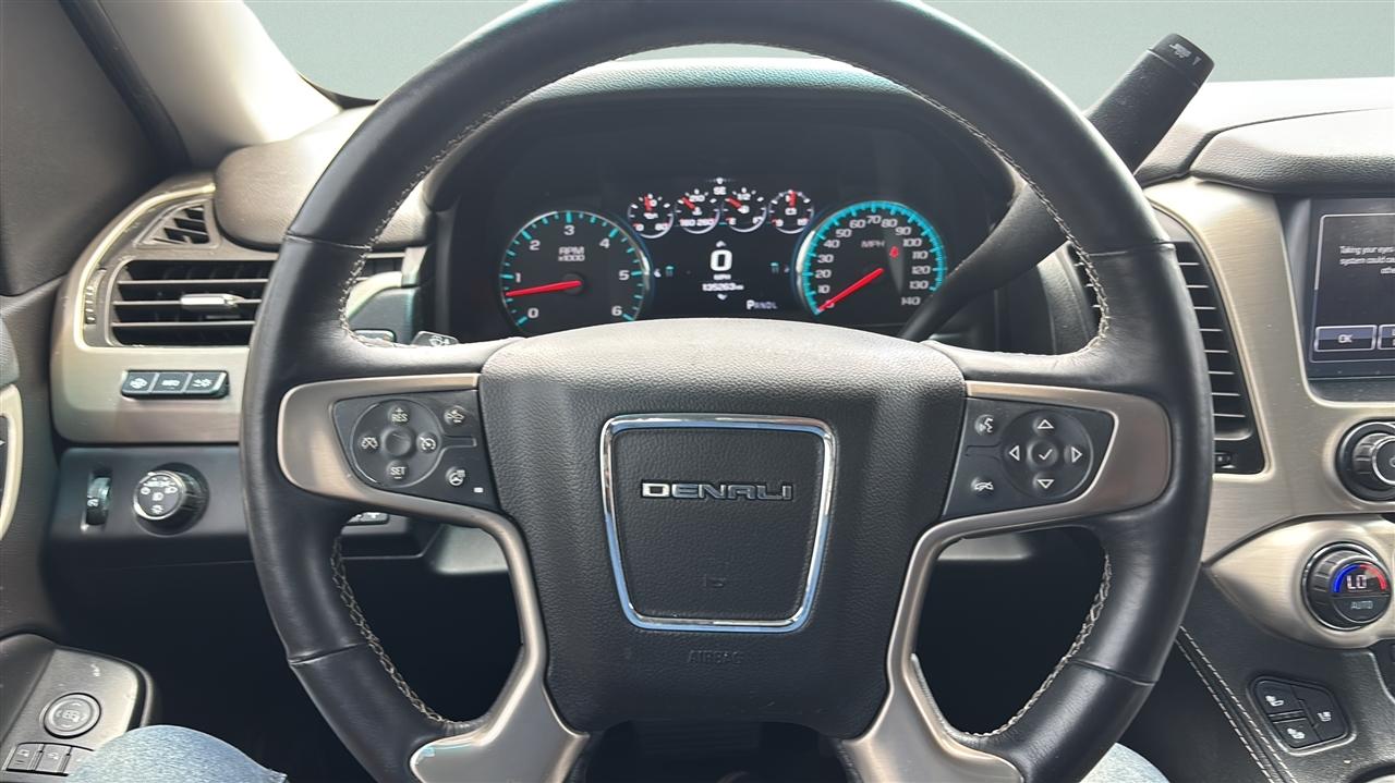 GMC Yukon XL 2WD 4dr Denali 2017