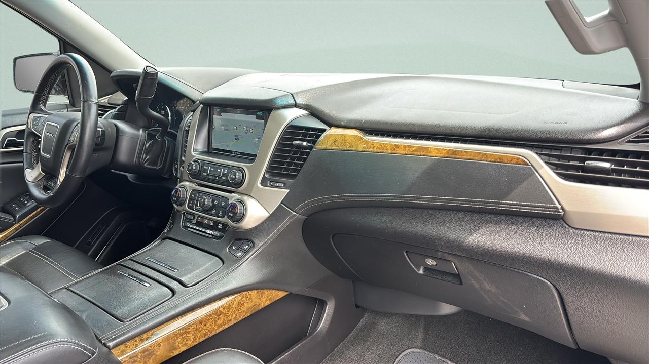 GMC Yukon XL 2WD 4dr Denali 2017