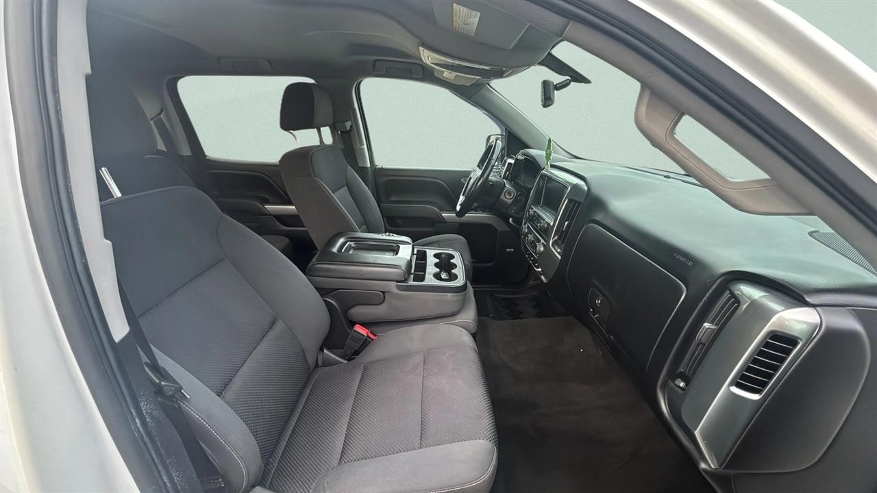 Chevrolet Silverado 1500 4WD Crew Cab 143.5" LT w/2LT 2018