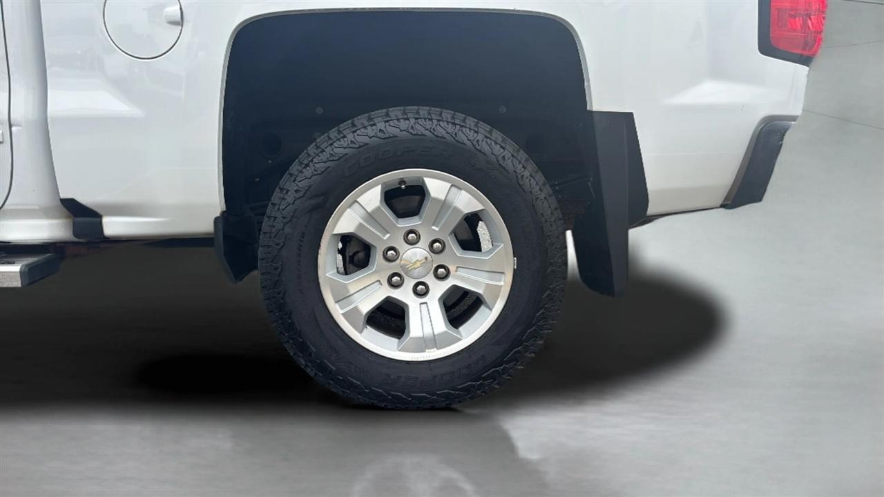 Chevrolet Silverado 1500 4WD Crew Cab 143.5" LT w/2LT 2018