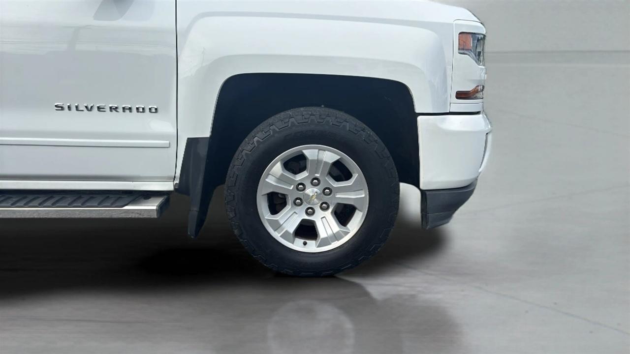Chevrolet Silverado 1500 4WD Crew Cab 143.5" LT w/2LT 2018