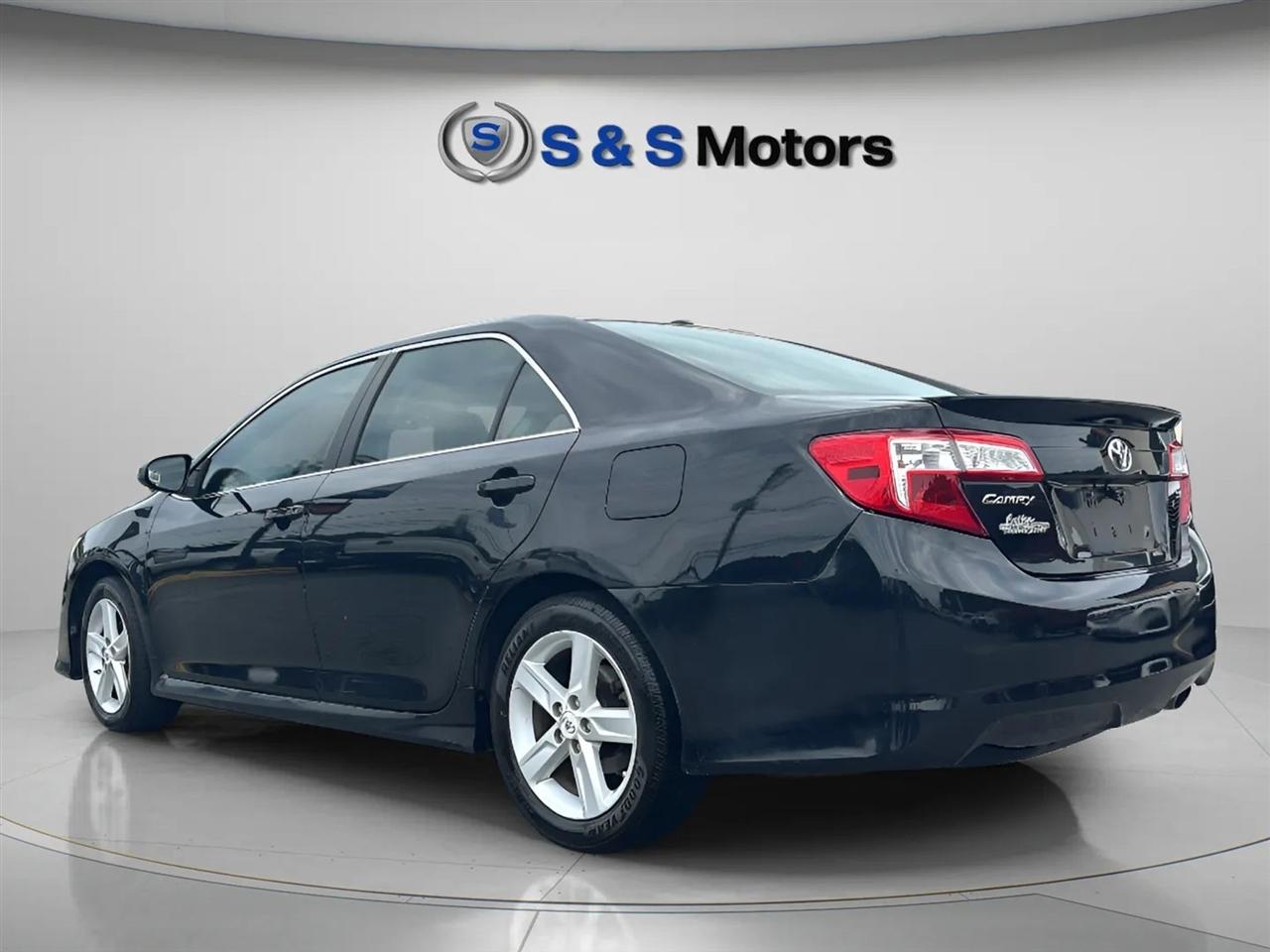 Toyota Camry 4dr Sdn I4 Auto SE Sport Limited Edition (Natl) 2012