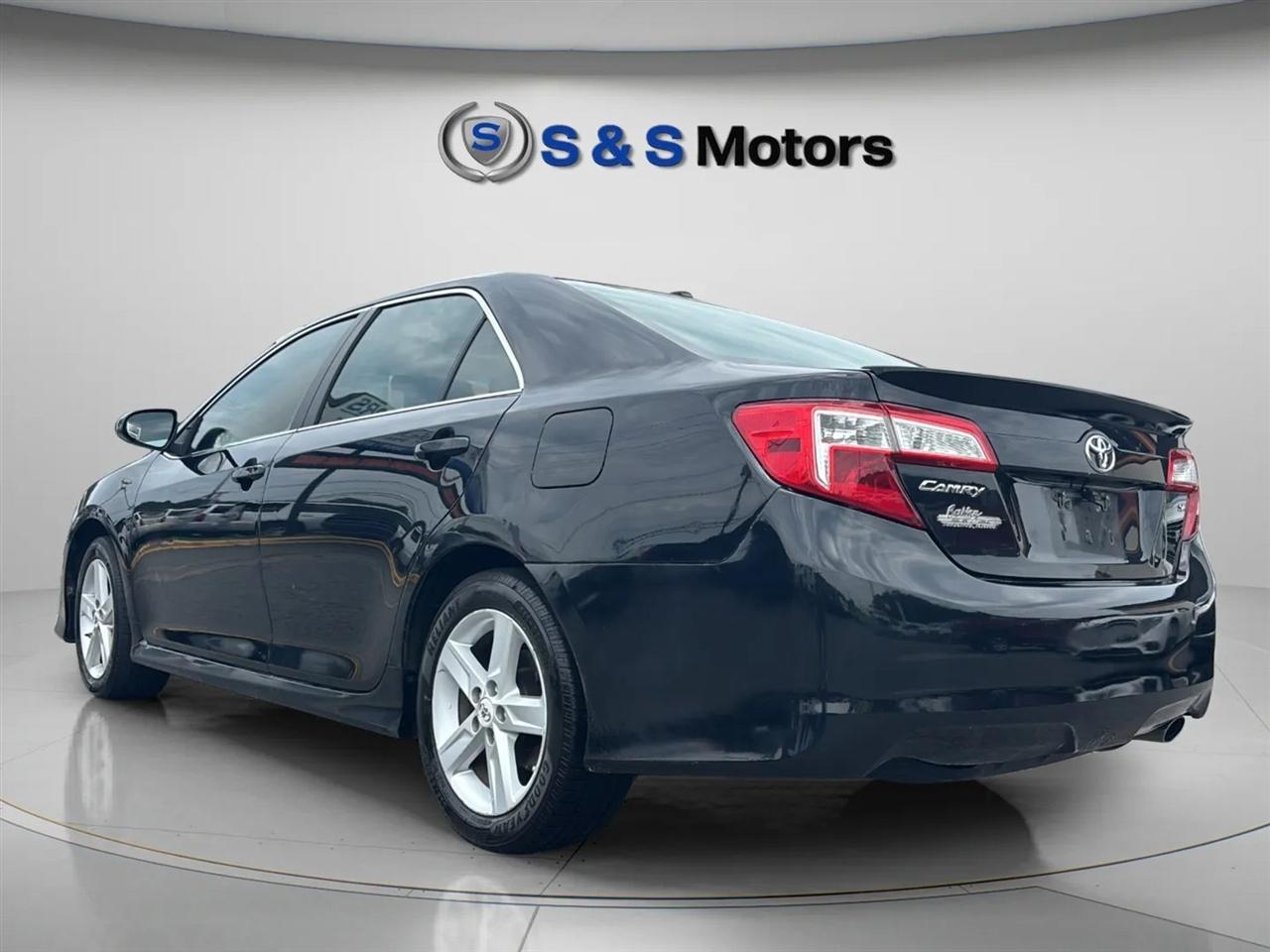 Toyota Camry 4dr Sdn I4 Auto SE Sport Limited Edition (Natl) 2012