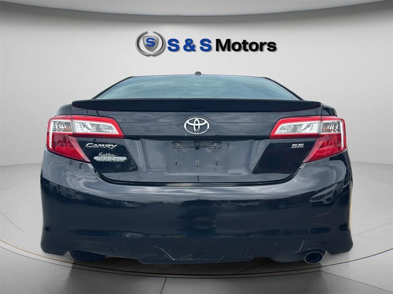 Toyota Camry 4dr Sdn I4 Auto SE Sport Limited Edition (Natl) 2012