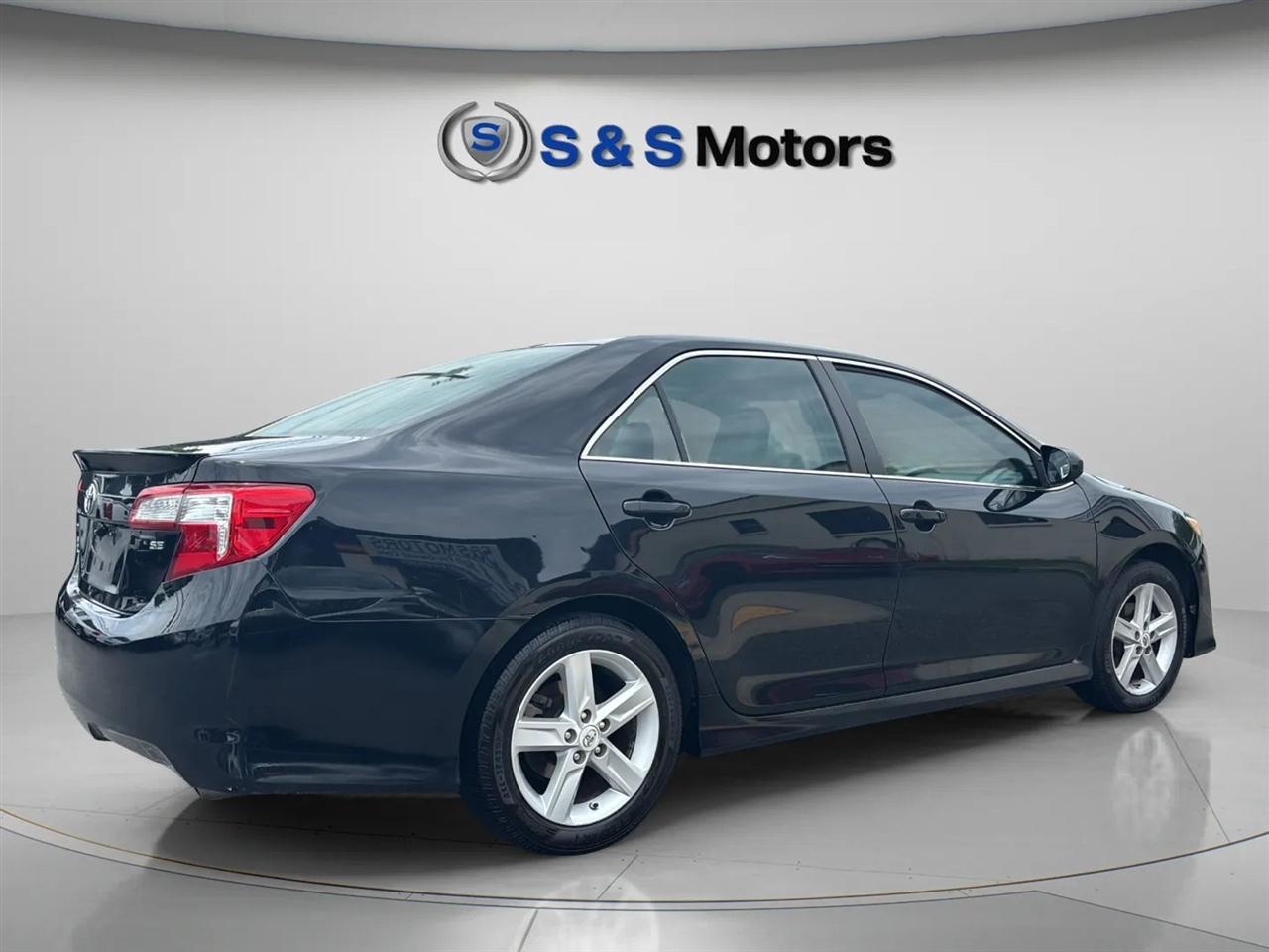 Toyota Camry 4dr Sdn I4 Auto SE Sport Limited Edition (Natl) 2012