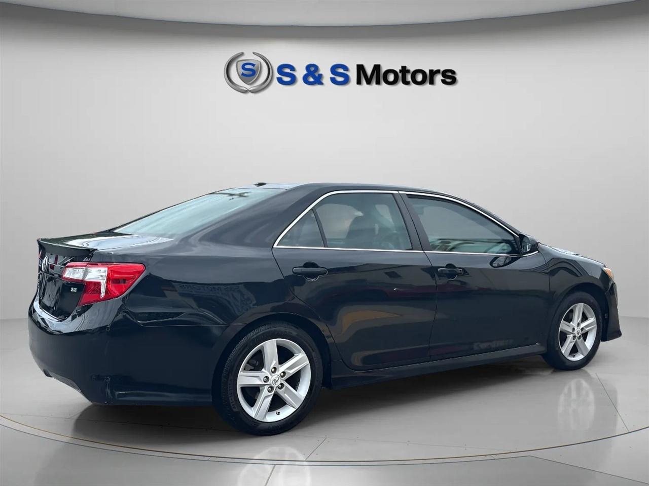 Toyota Camry 4dr Sdn I4 Auto SE Sport Limited Edition (Natl) 2012