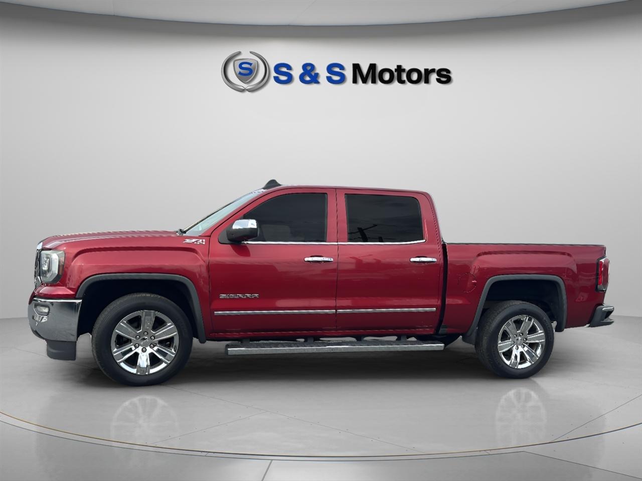 GMC Sierra 1500 4WD Crew Cab 143.5" SLT 2018