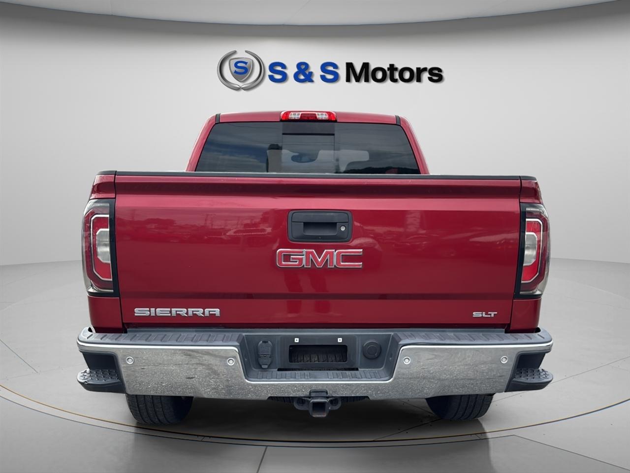 GMC Sierra 1500 4WD Crew Cab 143.5" SLT 2018