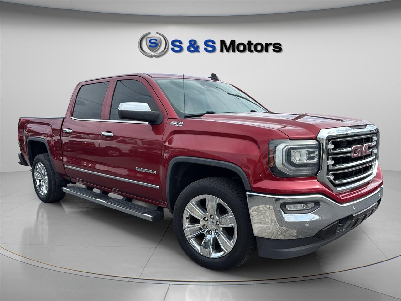 GMC Sierra 1500 4WD Crew Cab 143.5" SLT 2018