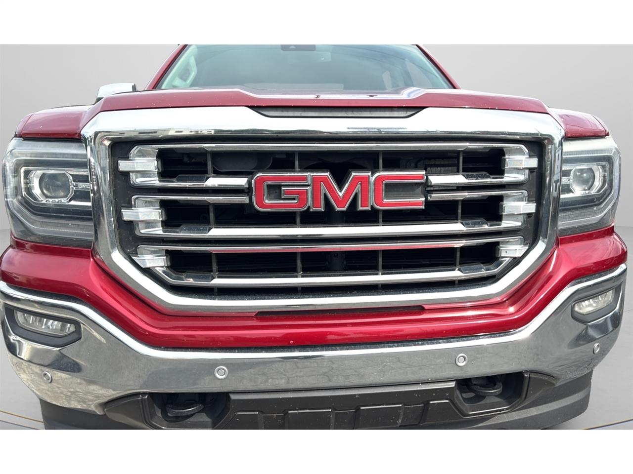 GMC Sierra 1500 4WD Crew Cab 143.5" SLT 2018