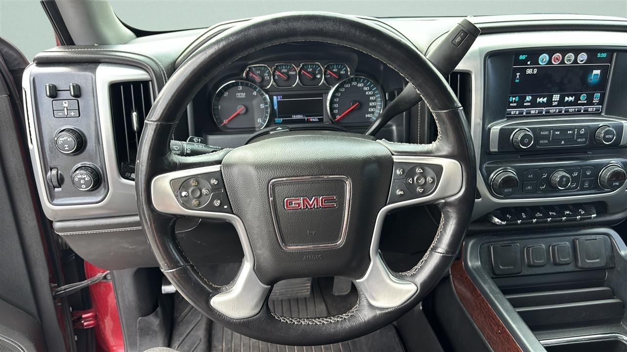GMC Sierra 1500 4WD Crew Cab 143.5" SLT 2018