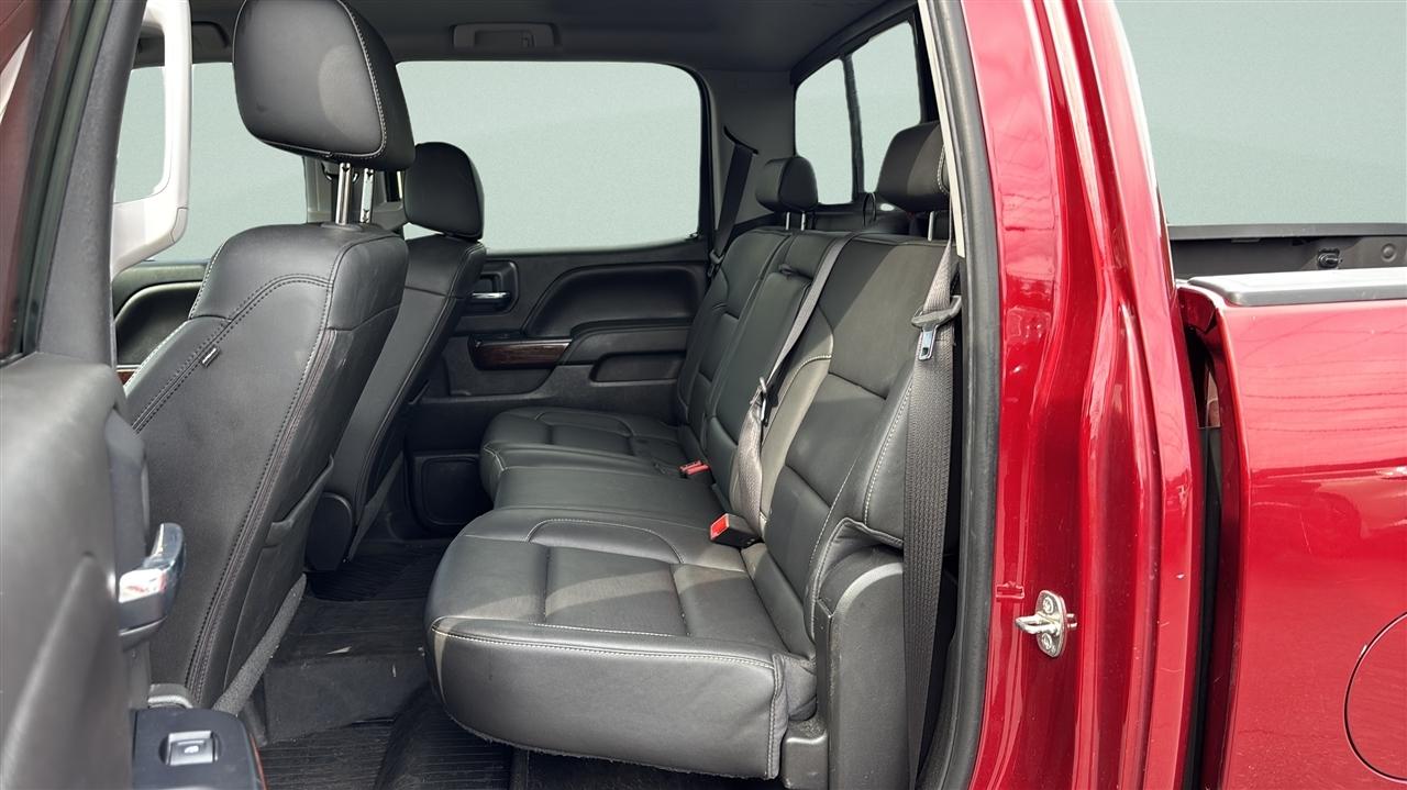 GMC Sierra 1500 4WD Crew Cab 143.5" SLT 2018