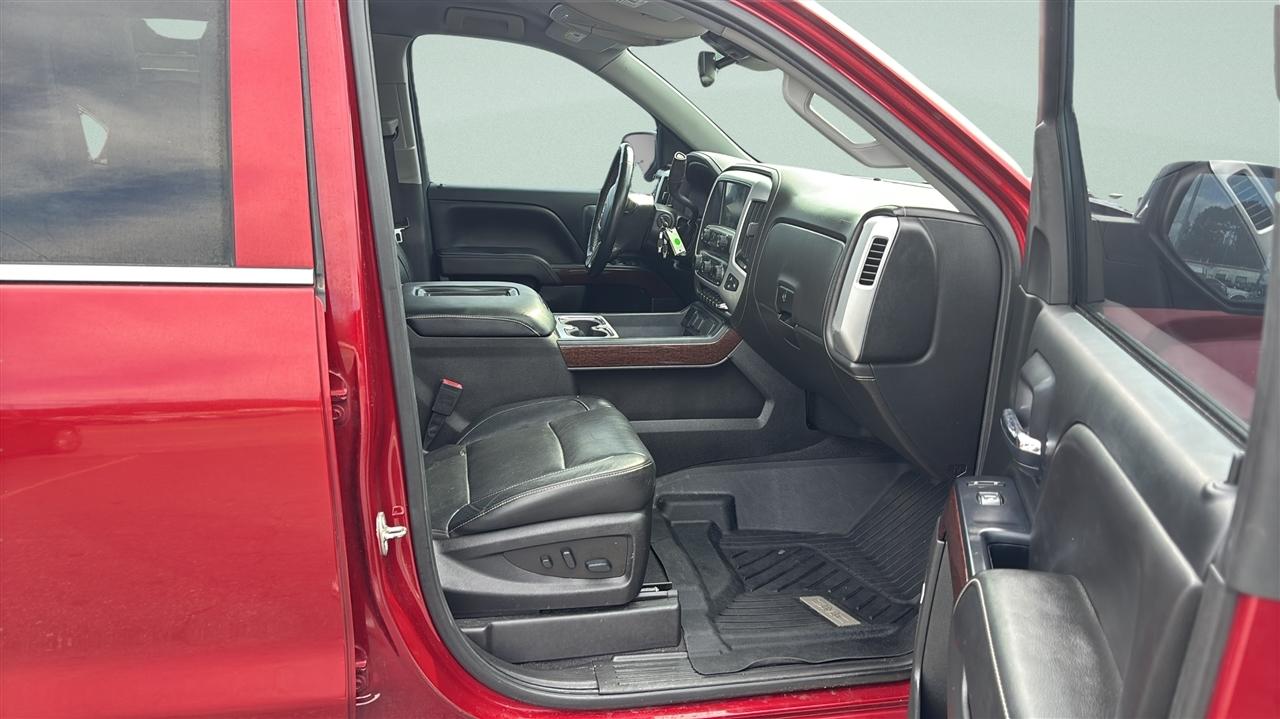 GMC Sierra 1500 4WD Crew Cab 143.5" SLT 2018