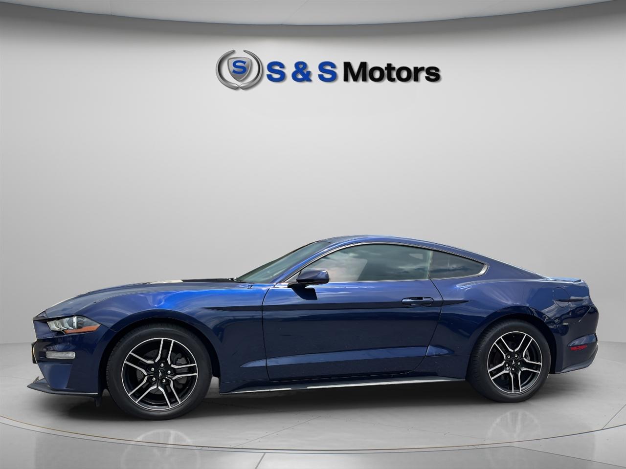 Ford Mustang EcoBoost Fastback 2019
