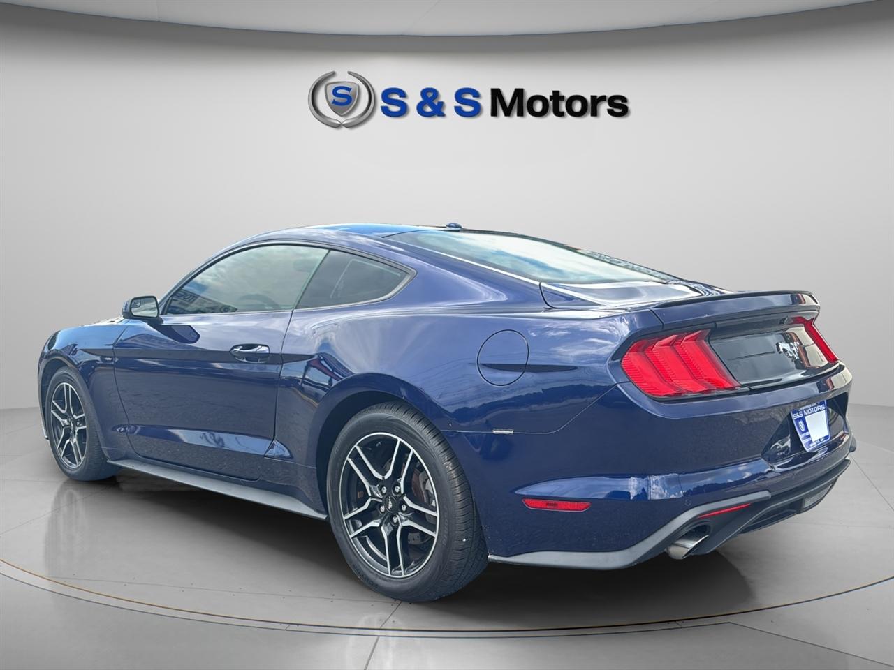 Ford Mustang EcoBoost Fastback 2019