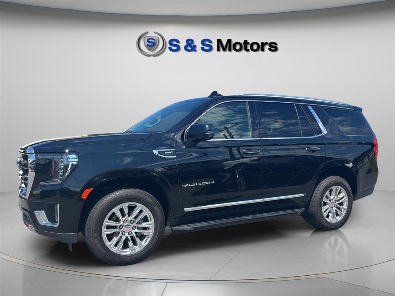 GMC Yukon 2WD 4dr SLT 2021