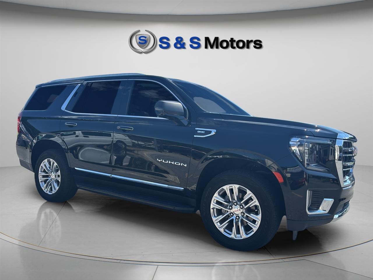 GMC Yukon 2WD 4dr SLT 2021