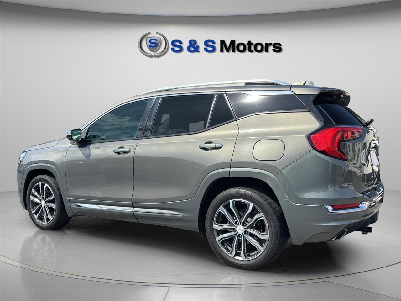 GMC Terrain FWD 4dr Denali 2018
